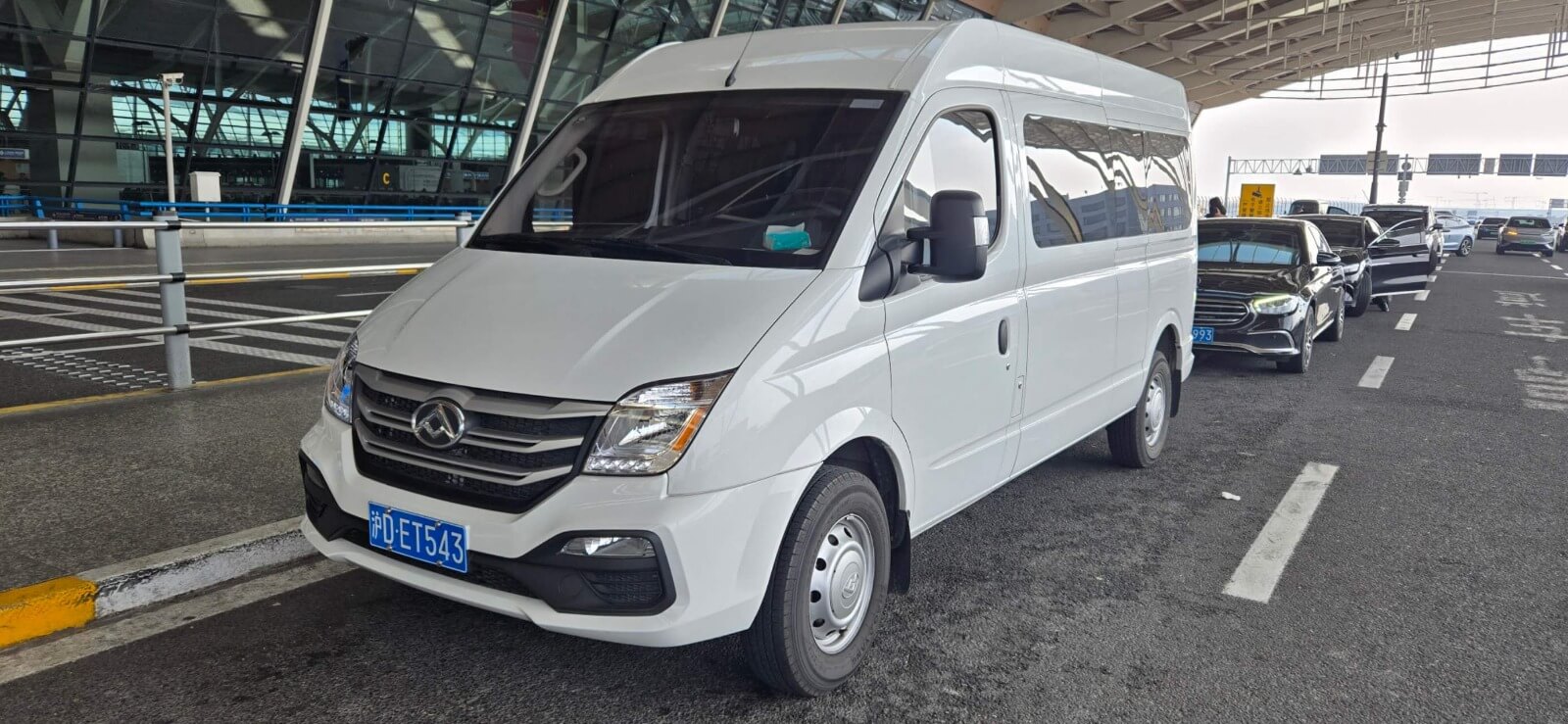 Maxus V80 Van